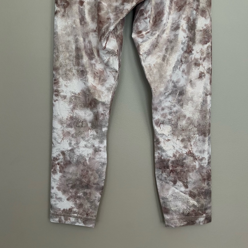 {Lululemon} Align Crop 23" Shine in Diamond Dye Misty Shell Cacao Diffuse Foil - Picture 6 of 10